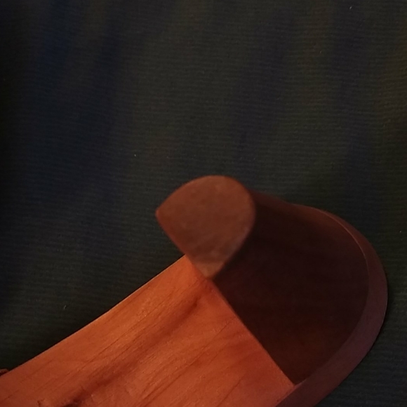 Authentic Coach clogs, size 9 - Picture 8 of 9